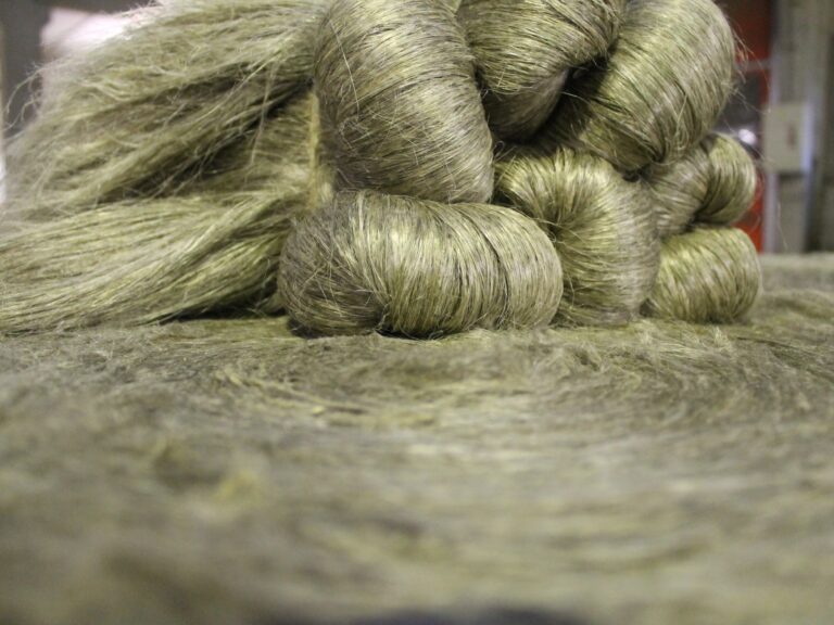 Cretes Hemp for textiles 12